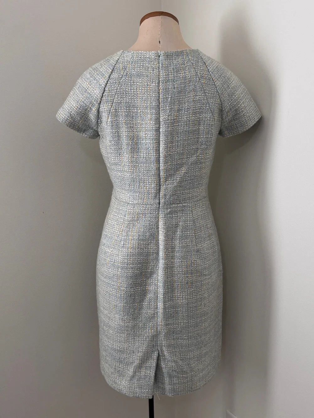 J Crew 4 Tailored Tweed Short Sleeve Sheath Dress ~ Blue Wool Blend Quiet Luxury